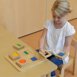 Sensoryczny Sorter Drewniany Kształty i Kolory Masterkidz Montessori